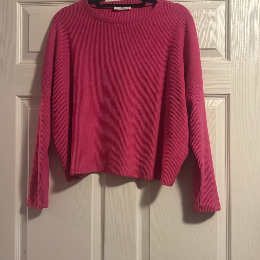 New without tags Zenana Fuchsia Sweater